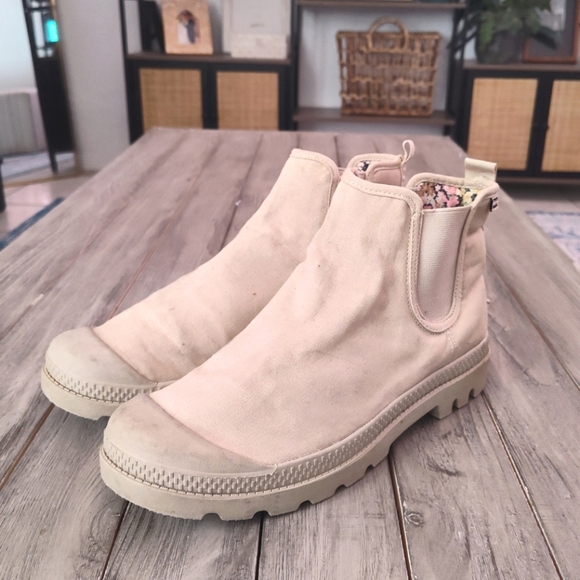 Billabong Women's Sydney Chelsea Boot Size 9.5 - Picture 3 of 12